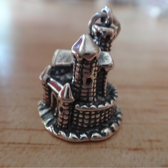 Silver Castle Charm - Picture 3 of 4